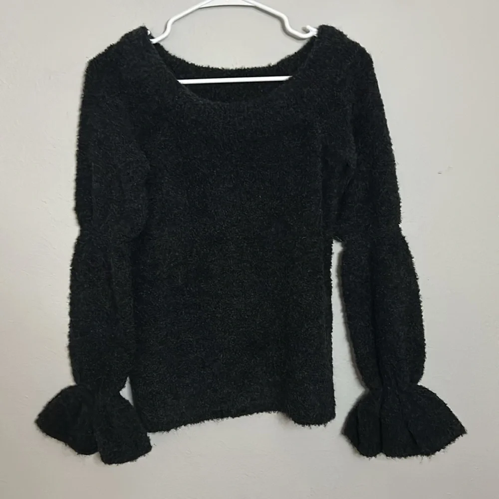 Something Navy Ombré poplin off shoulder sweater, women’s size XXS. Dark blue.